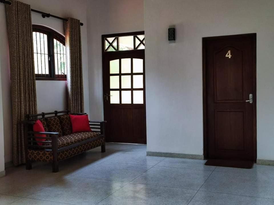 Visu Villa Hotel هاباران المظهر الخارجي الصورة
