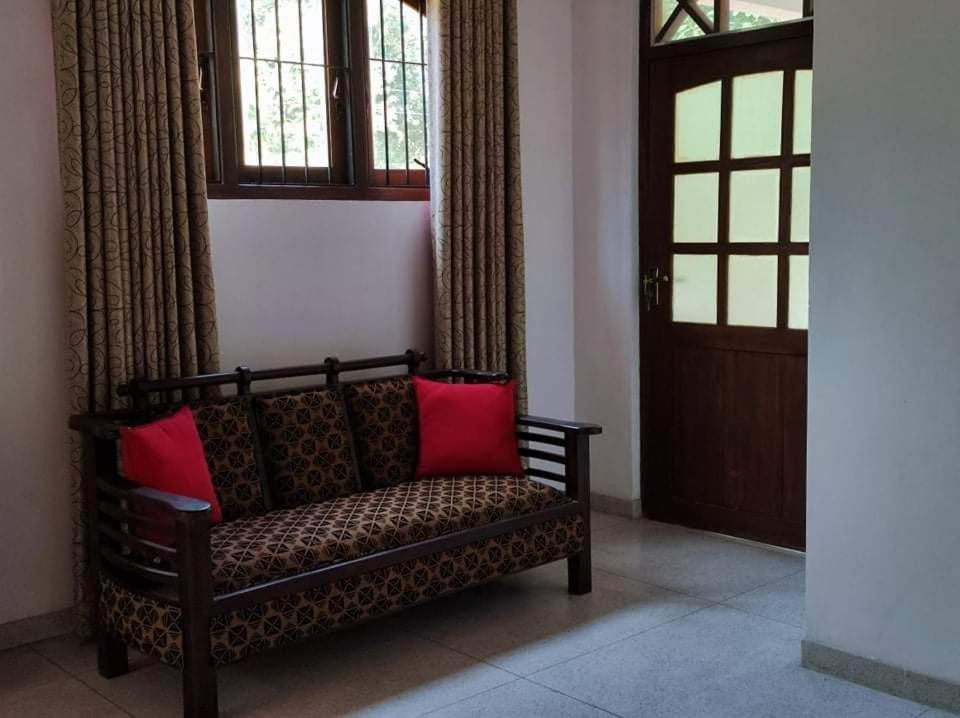 Visu Villa Hotel هاباران المظهر الخارجي الصورة